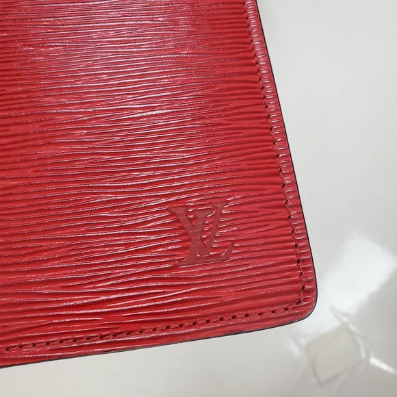 Louis Vuitton Red Epi Rivera Handbag - Picture 3 of 12